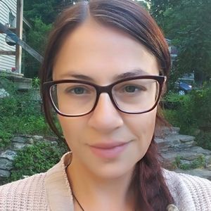 Meet your Posher, Molly